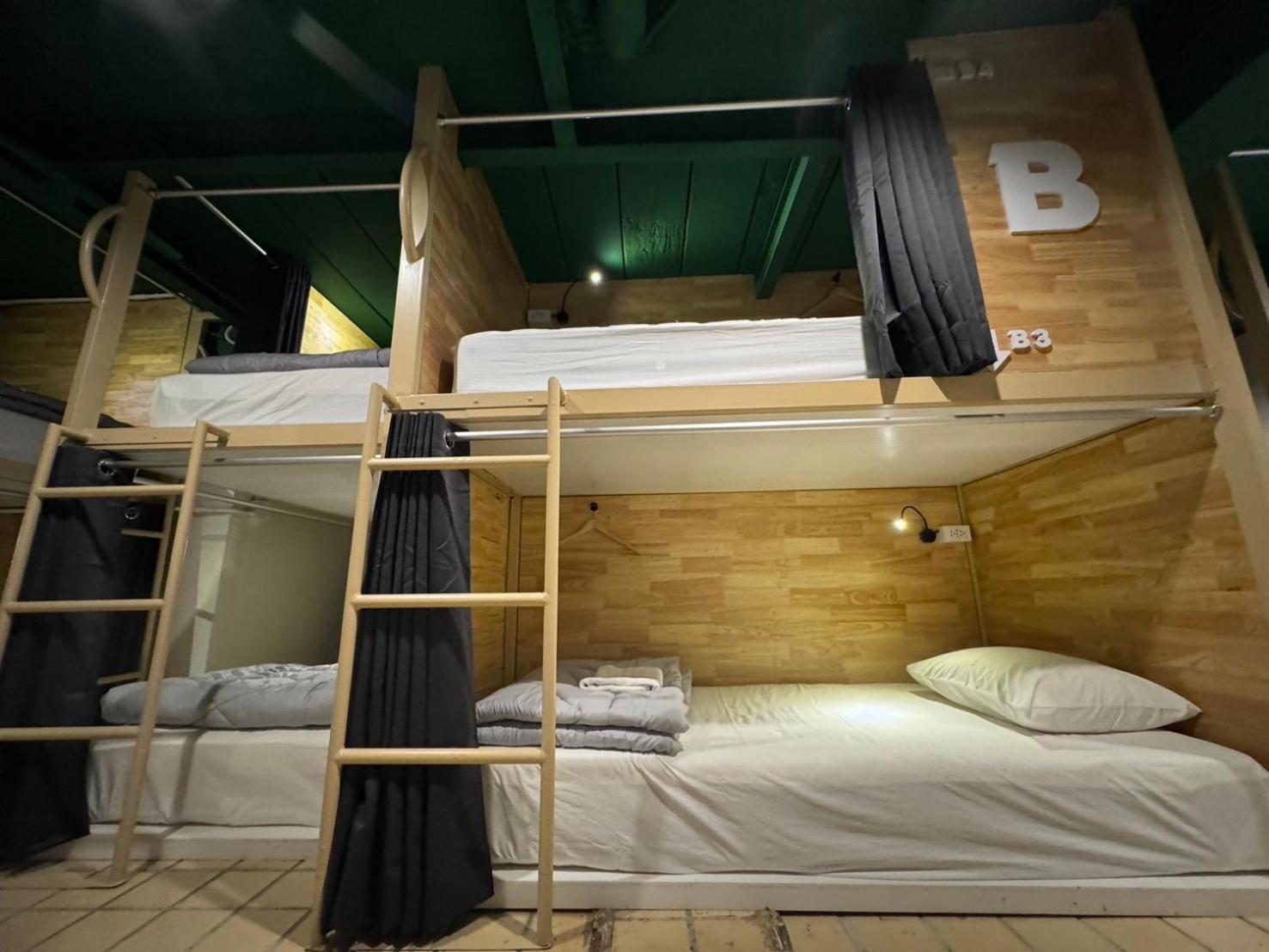 Your Place Inn Karon Luaran gambar