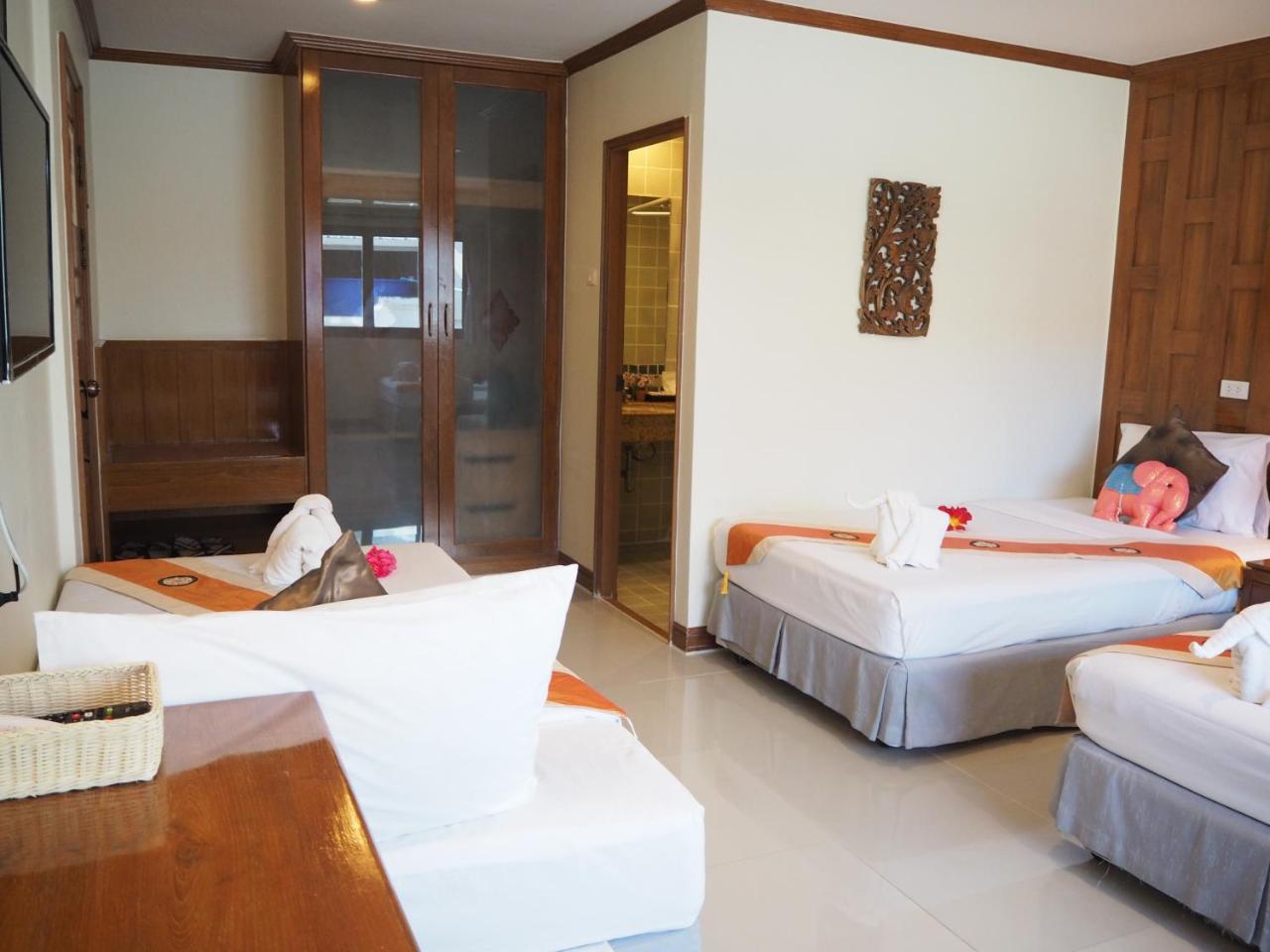 Your Place Inn Karon Luaran gambar