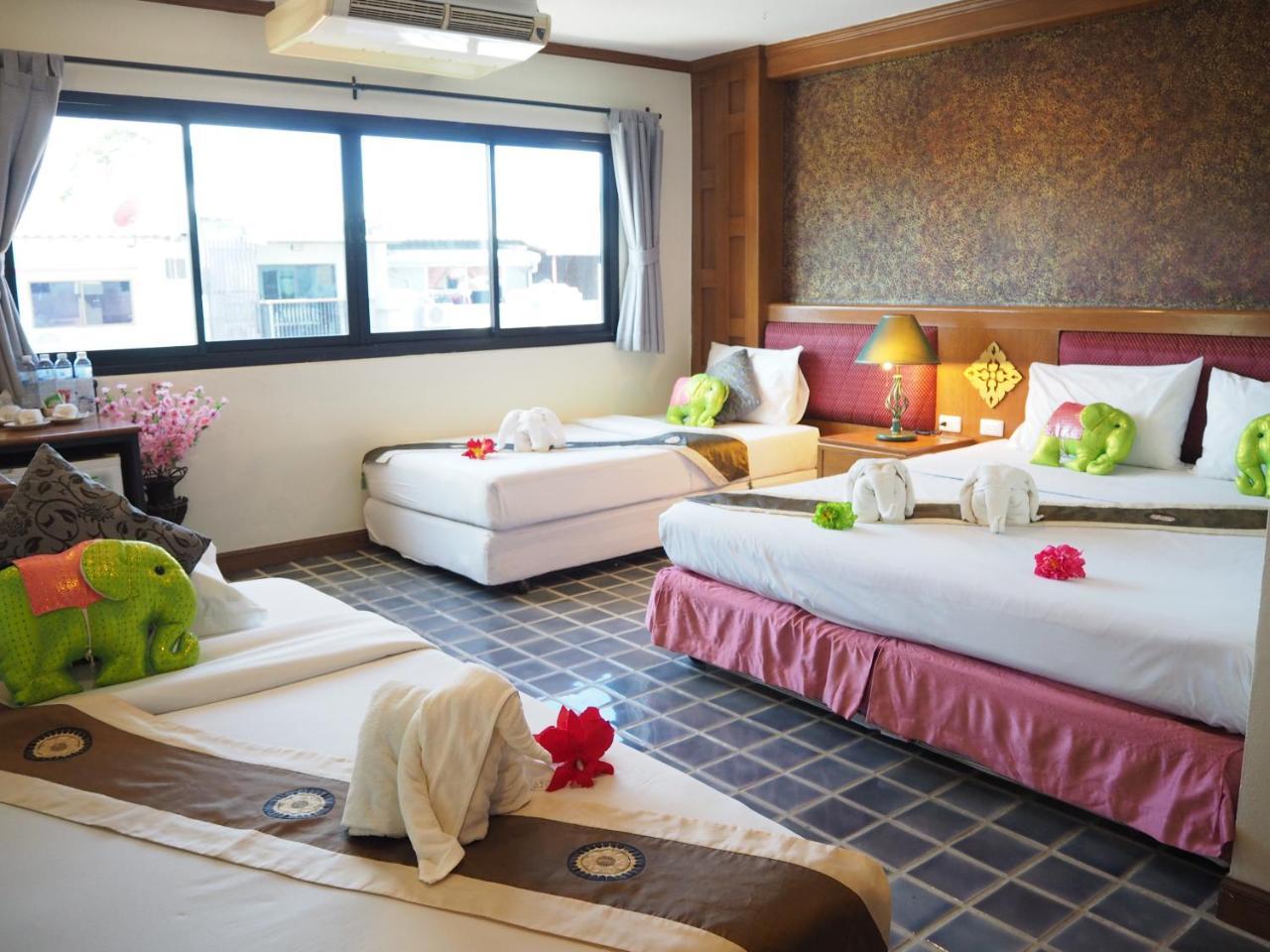 Your Place Inn Karon Luaran gambar