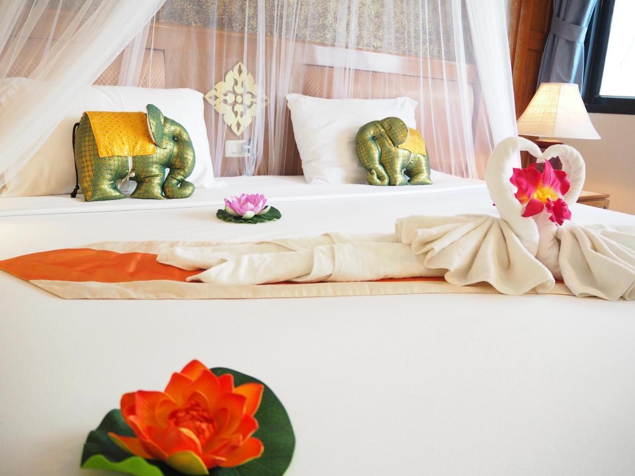 Your Place Inn Karon Luaran gambar