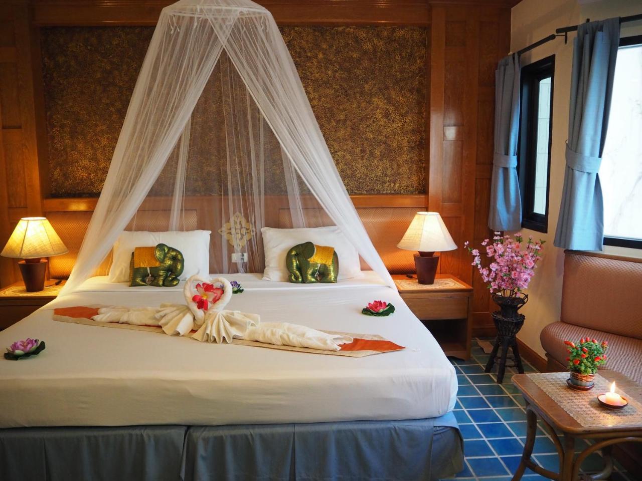Your Place Inn Karon Luaran gambar